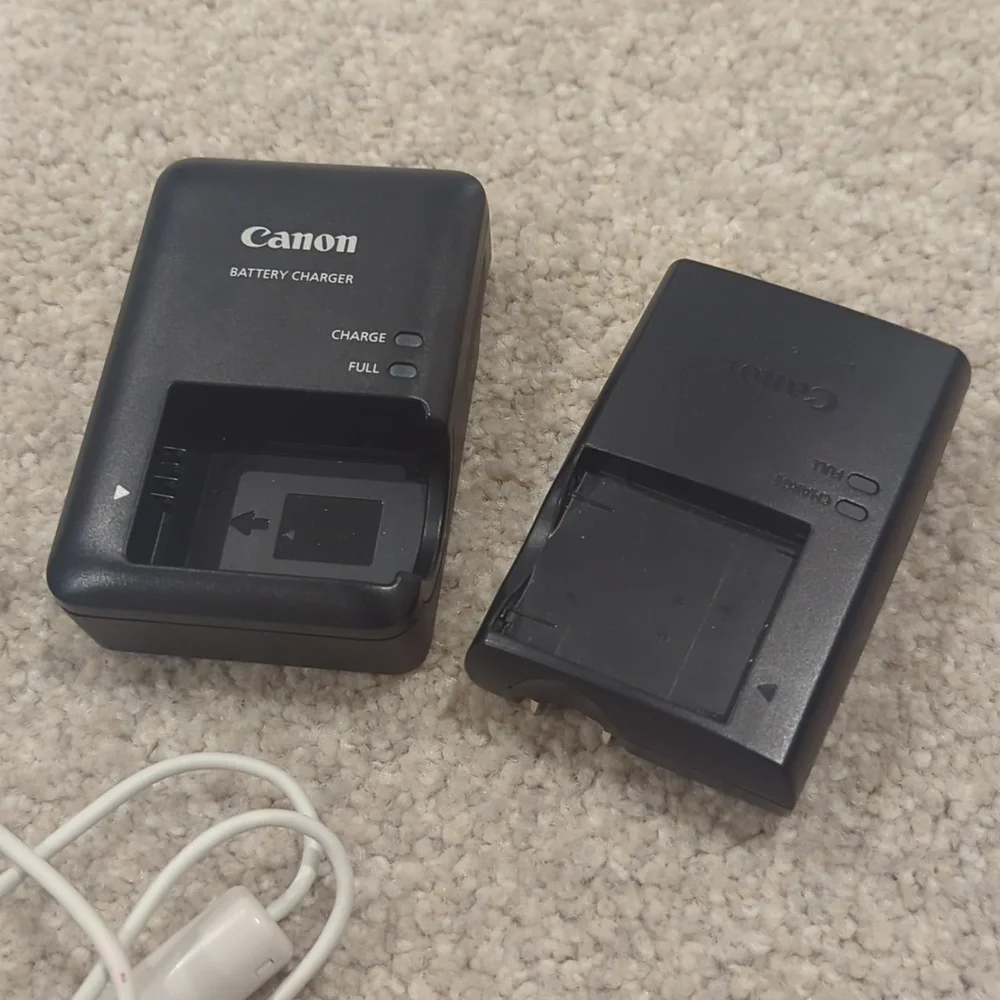 Canon camera battery chargers and cords